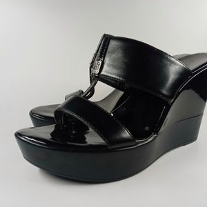 BCBG Platform heels size 7.5